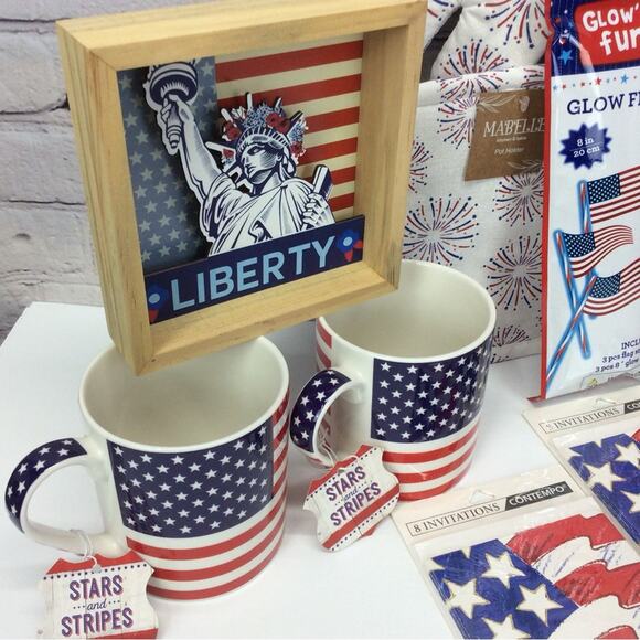 4th of July Party 11 Piece Bundle Patriotic Decor Invitations Mugs Glow Sticks - Picture 2 of 16